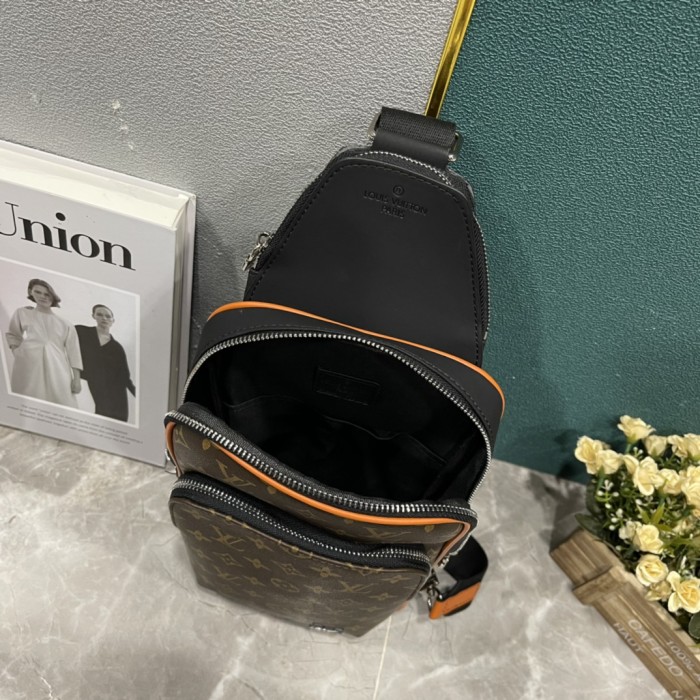 LV Avenue Shoulder Bag M46344 LM041 20cm
