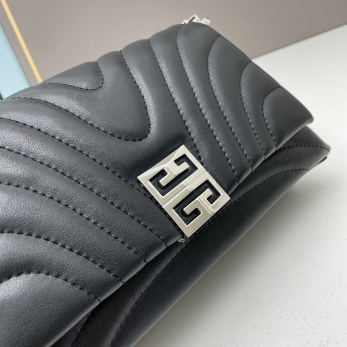 Small 4G Soft Chain Bag Black silver 8669 LM012 25cm