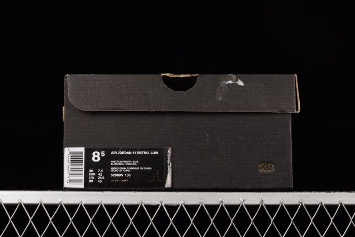 Air Jordan 11 Low Carolina AJ11 528895-106 XM033