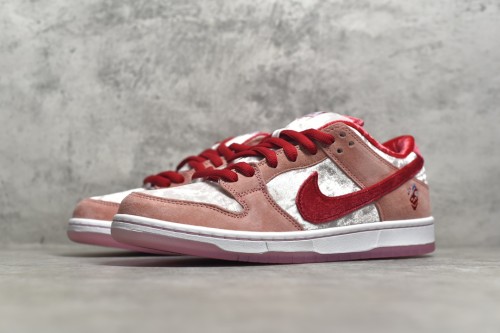 Strangelove × Nike SB Dunk Low Pro QS CT2552-800 XM072