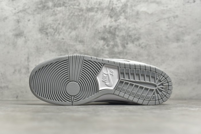 NK SB Dunk Low TRD AR0778-110 XM072