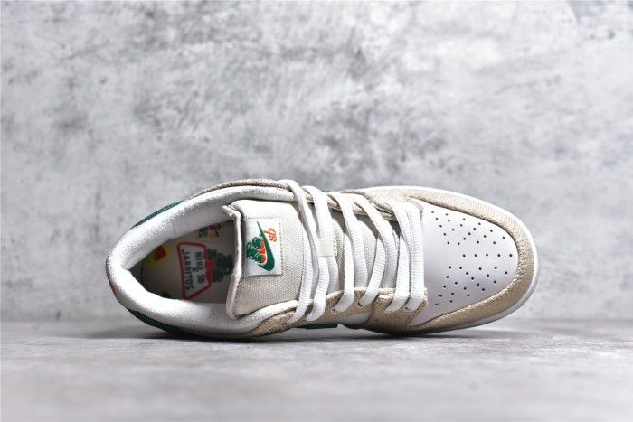jarritos x Nike Dunk SB Low Phantom and Malachite FD0860-001 XM072