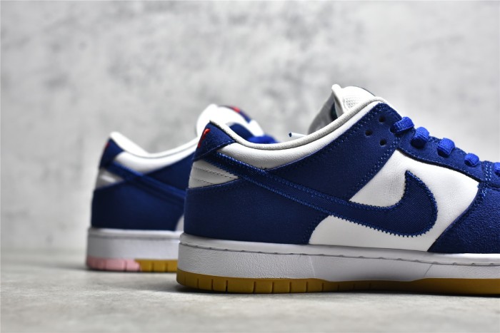 Nk SB Dunk Low DO9395-400 XM072