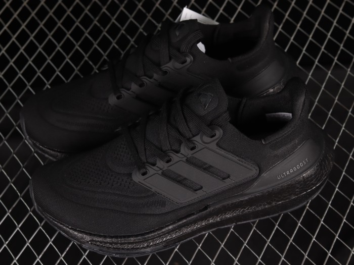 Ad Ultra Boost Light 23 GZ5159 XM542