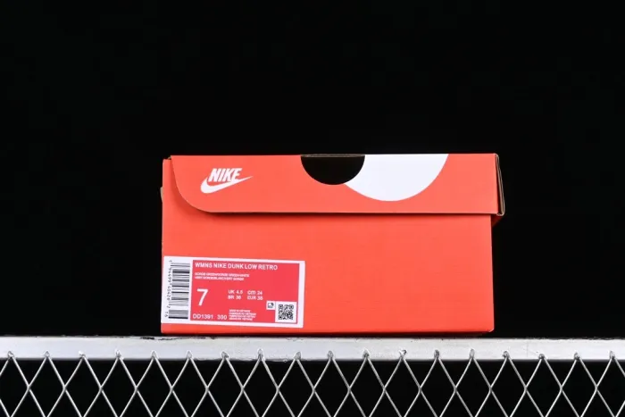 Nk Dunk Low Miami Hurricanes DD1391-300 XM053
