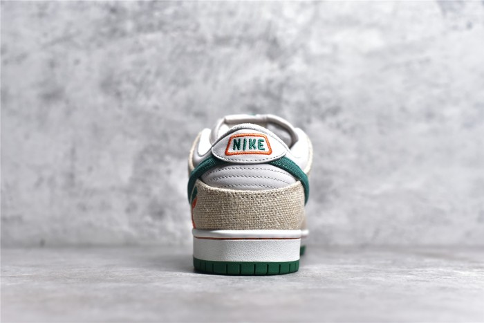 jarritos x Nike Dunk SB Low Phantom and Malachite FD0860-001 XM072