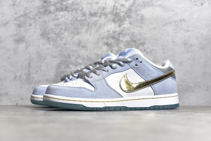 Sean Cliver x NK SB Dunk Low Pro QS Holiday Special DC9936-100 XM072