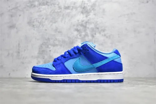 NK SB Dunk Low Pro Blue Raspberry DM0807-400 XM072