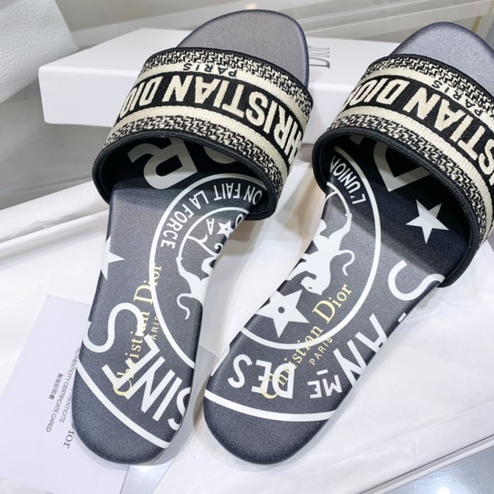Dior shoes 034 XM012