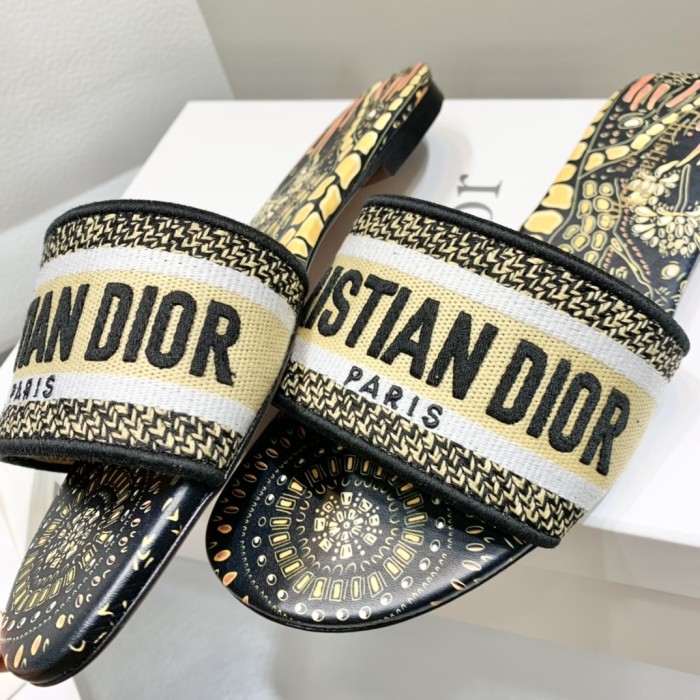 Dior shoes 034 XM012