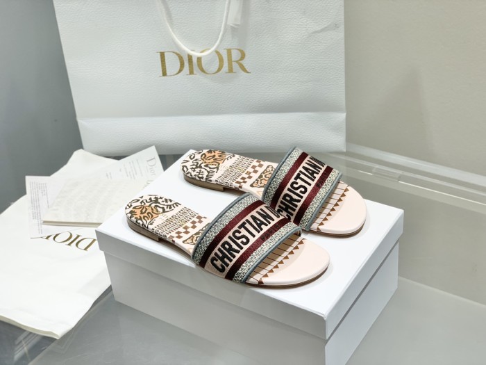 Dior shoes 034 XM012
