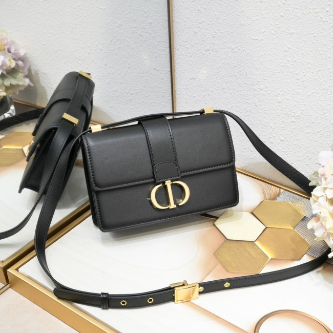 Small 30 Montaigne Bag Black 1002 XB081 21.5cm