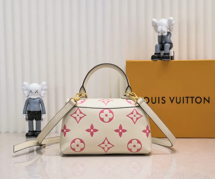 LV Madeleine Bag White color print M45976 XX061 24-30cm