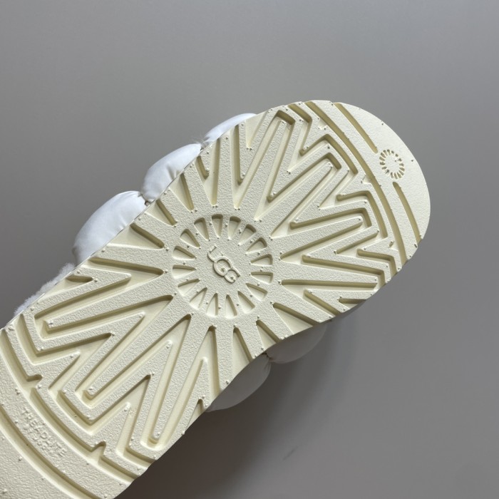UGG shoes 017 XM072