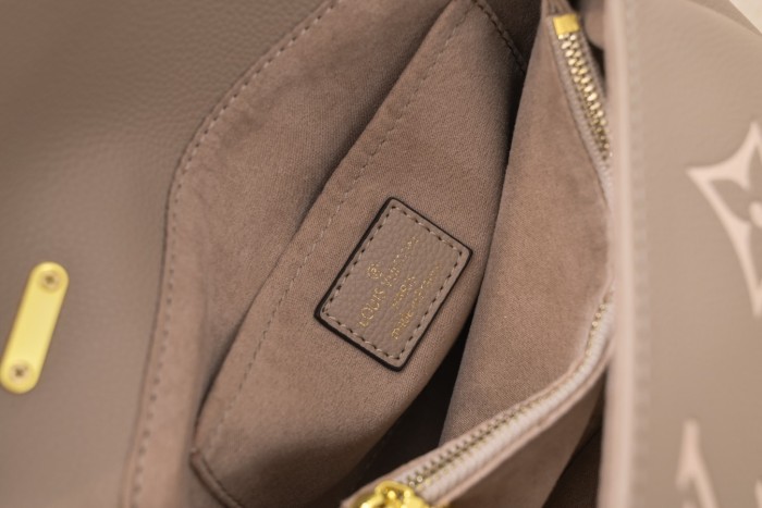 LV Madeleine Bag Grey color print M45976 XX061 24-30cm
