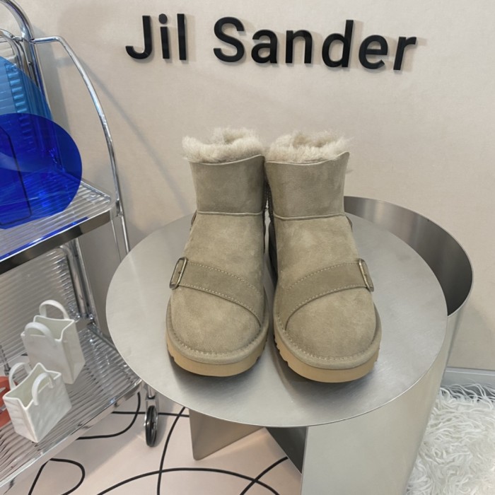 UGG shoes 018 XM042