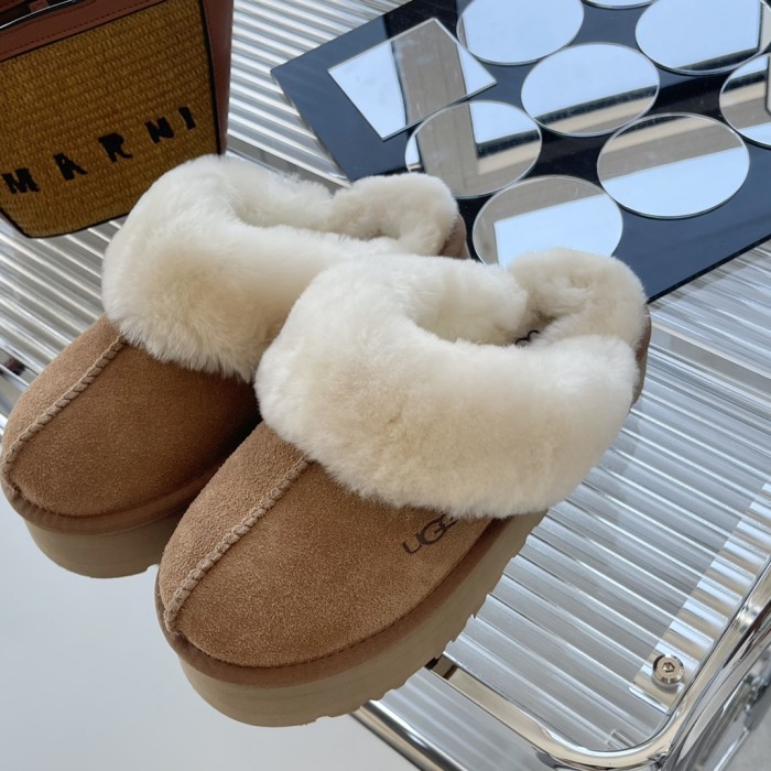 UGG shoes 023 XM012