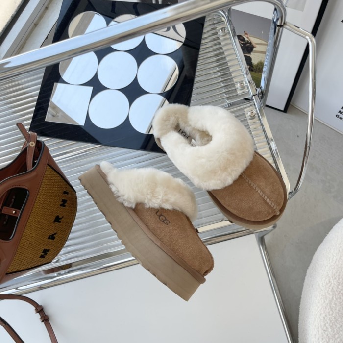 UGG shoes 023 XM012