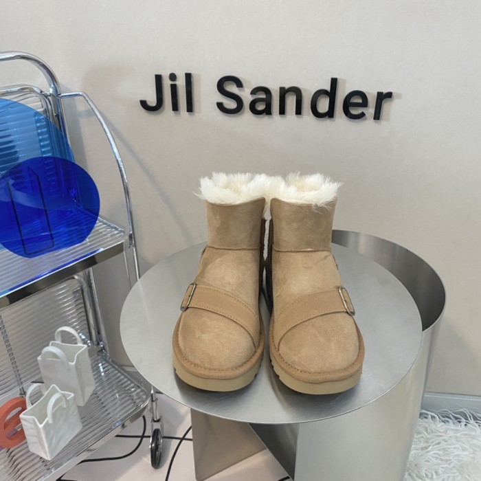 UGG shoes 018 XM042