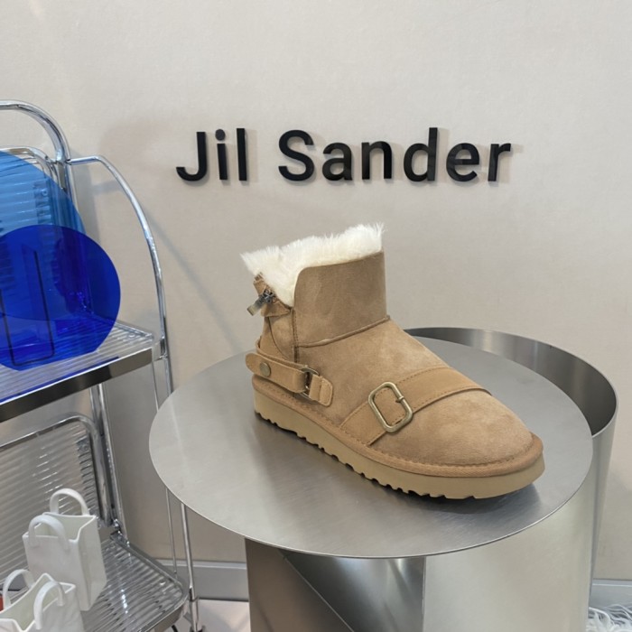 UGG shoes 018 XM042