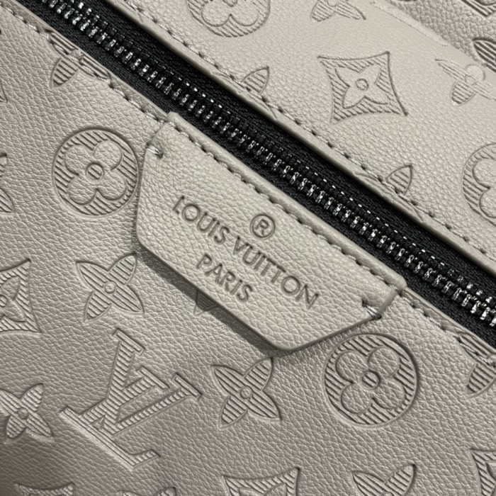 LV Discovery Backpack M46553 29.0 x 38.0 x 20.0cm