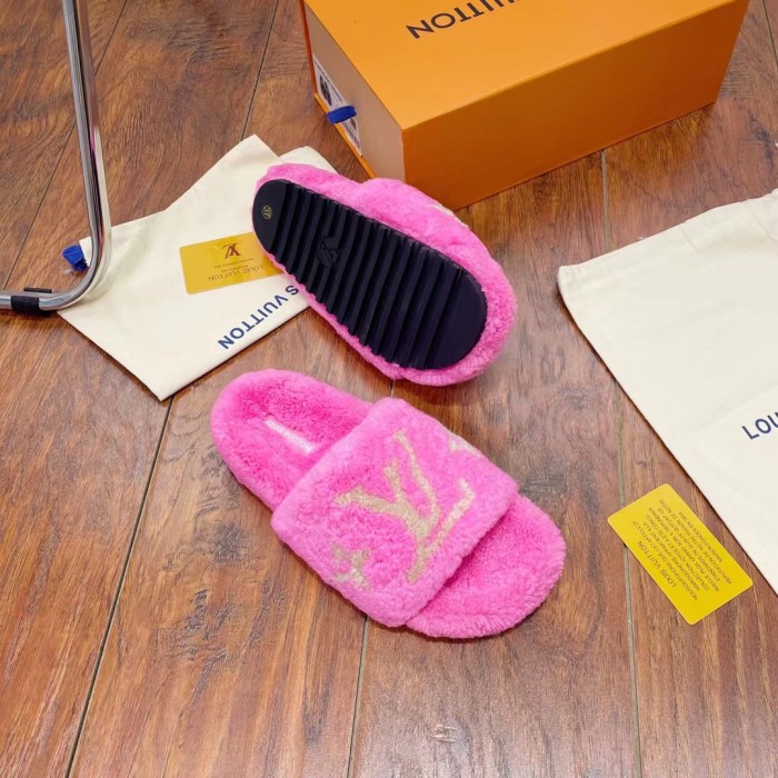 LV shoes 011 XM062