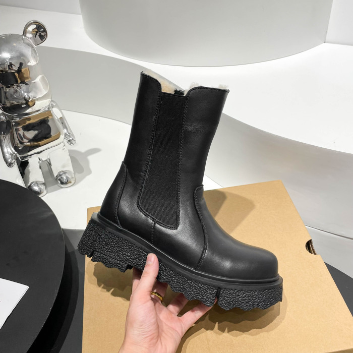UGG shoes 032 XM013