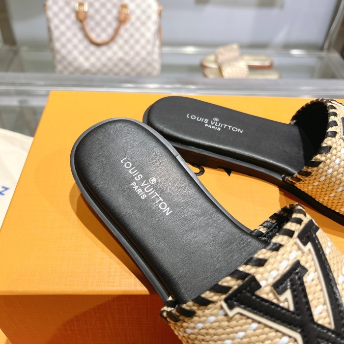 LV shoes 012 XM012