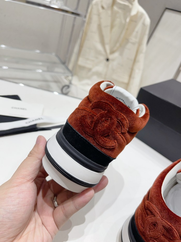 Chanel 014 Casual shoes XM072