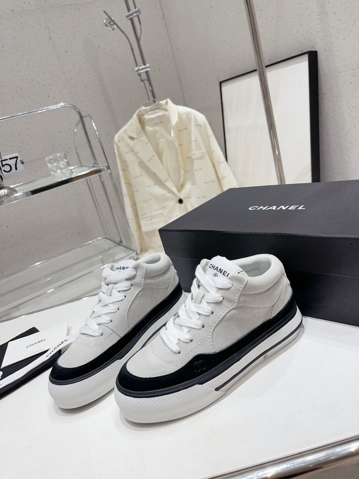 Chanel 014 Casual shoes XM072
