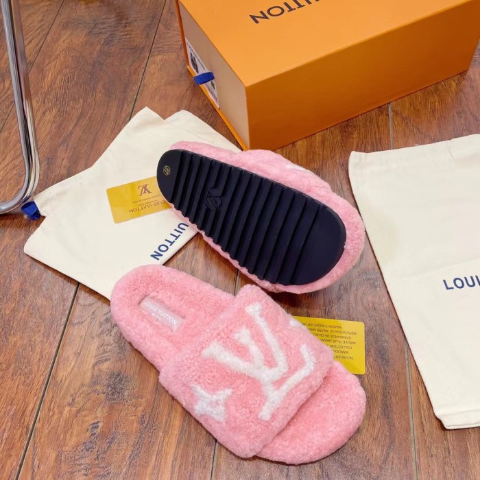 LV shoes 011 XM062