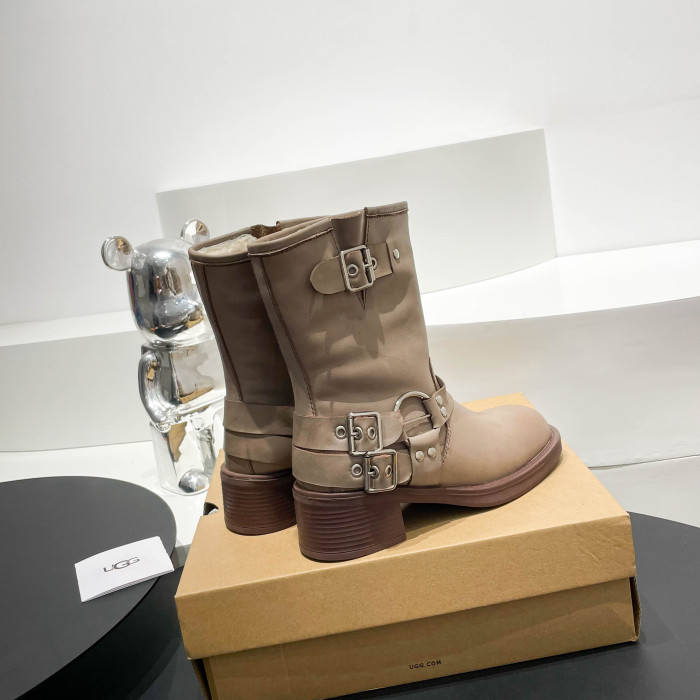 UGG shoes 038 XM023