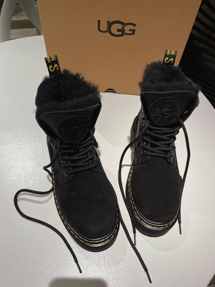UGG shoes 025 XM092