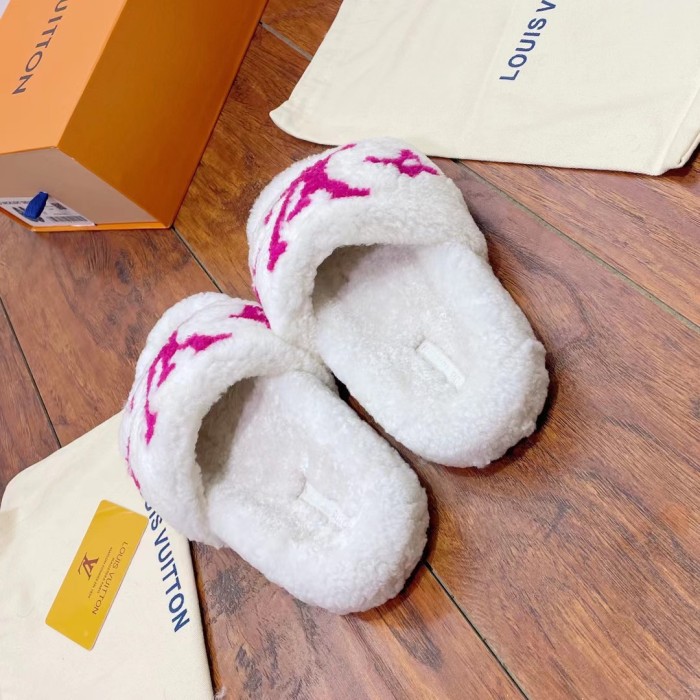 LV shoes 011 XM062