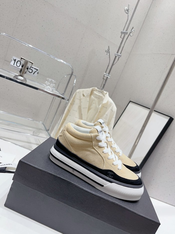 Chanel 014 Casual shoes XM072