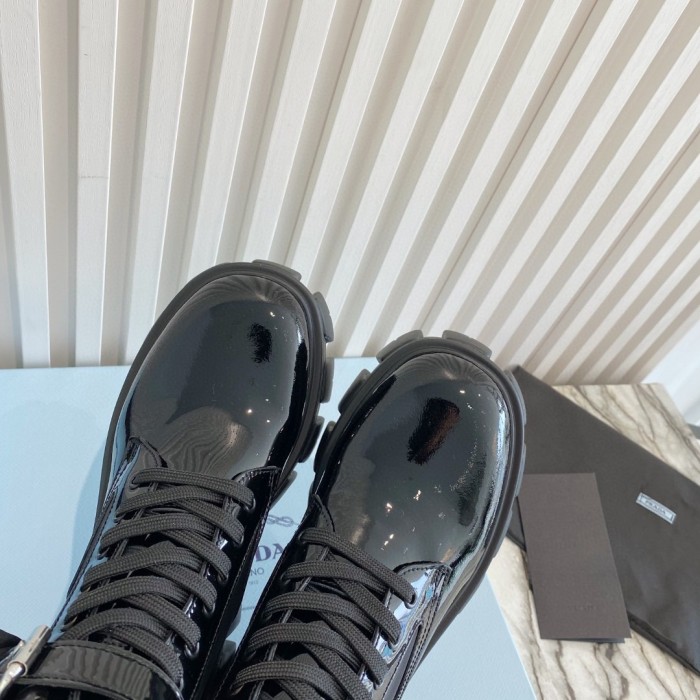 PRADA 001 boots XM023