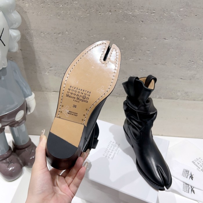 Maison Margiela 001 boots XM034064