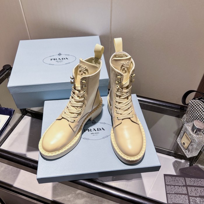 PRADA 005 boots XM023
