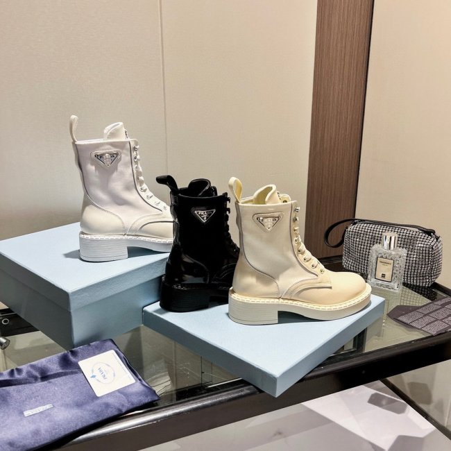 PRADA 005 boots XM023
