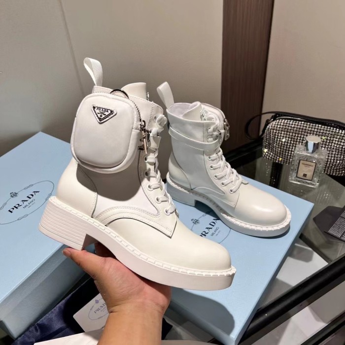 PRADA 004 boots XM053