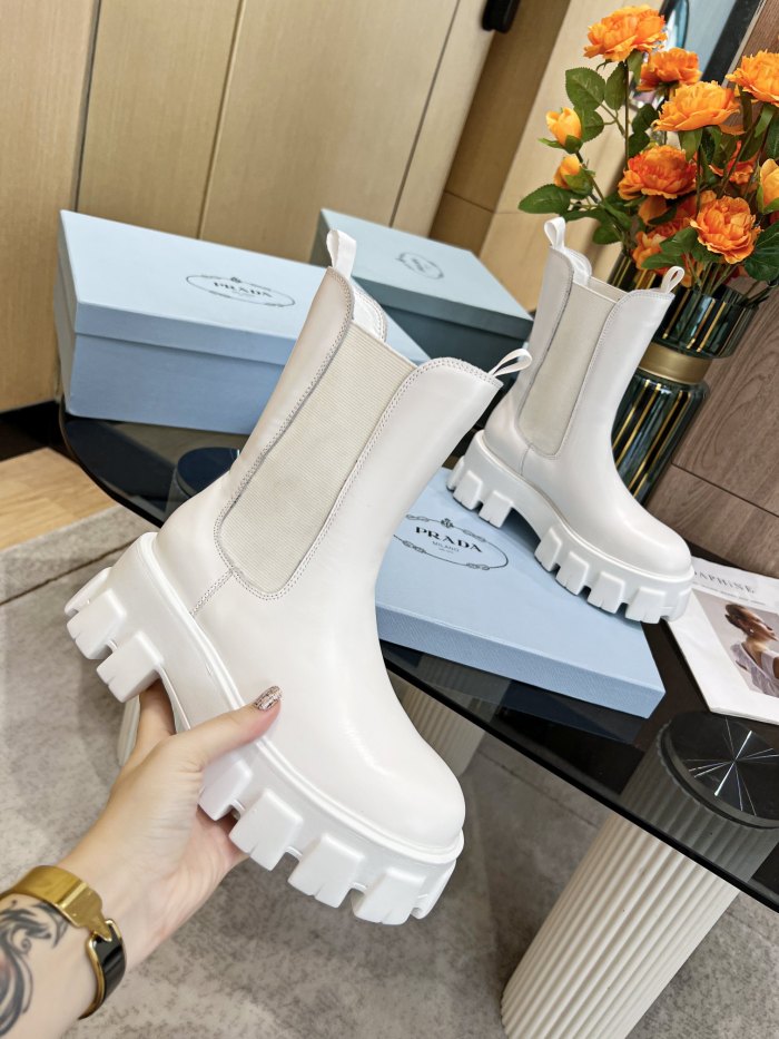PRADA 008 boots XM043
