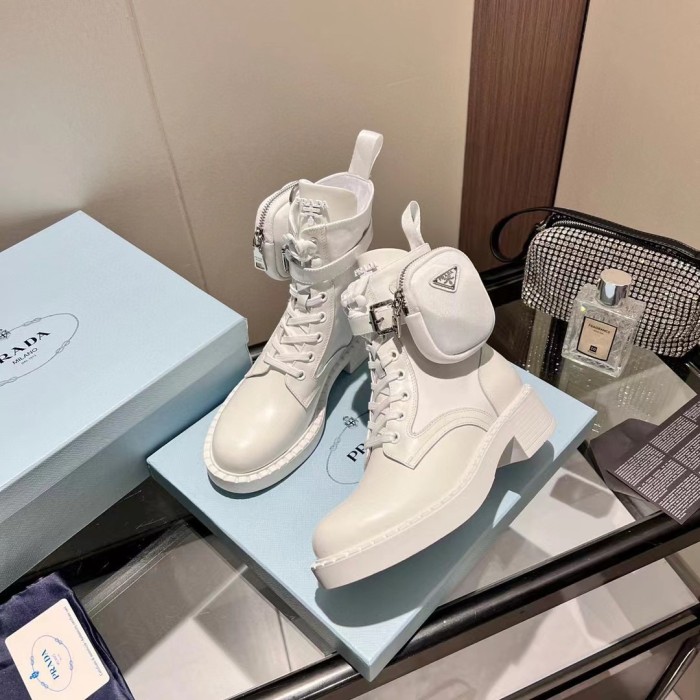 PRADA 004 boots XM053