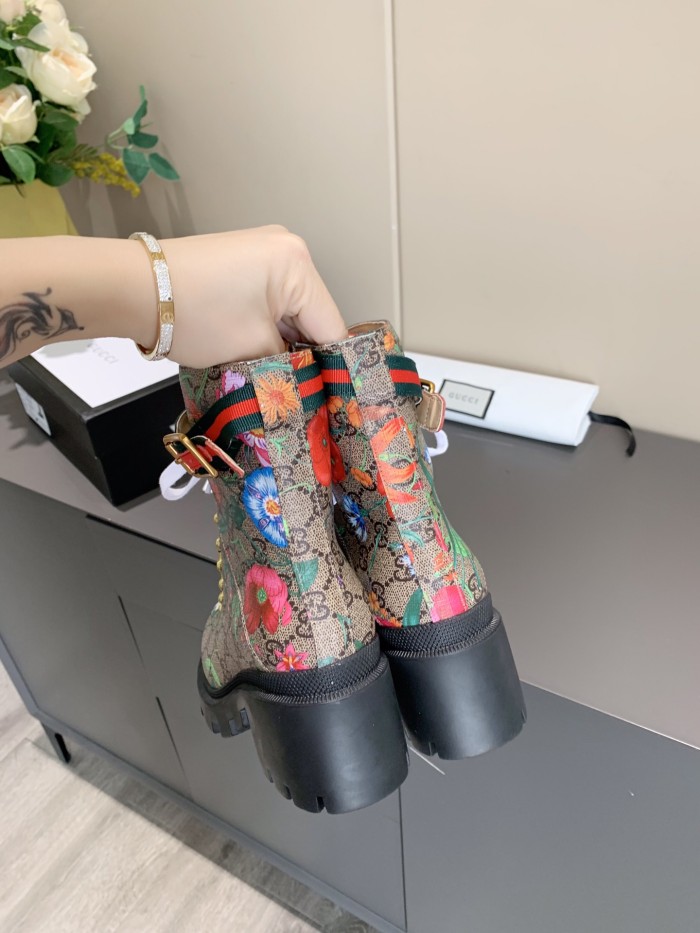 GUCCI 008 boots XM072