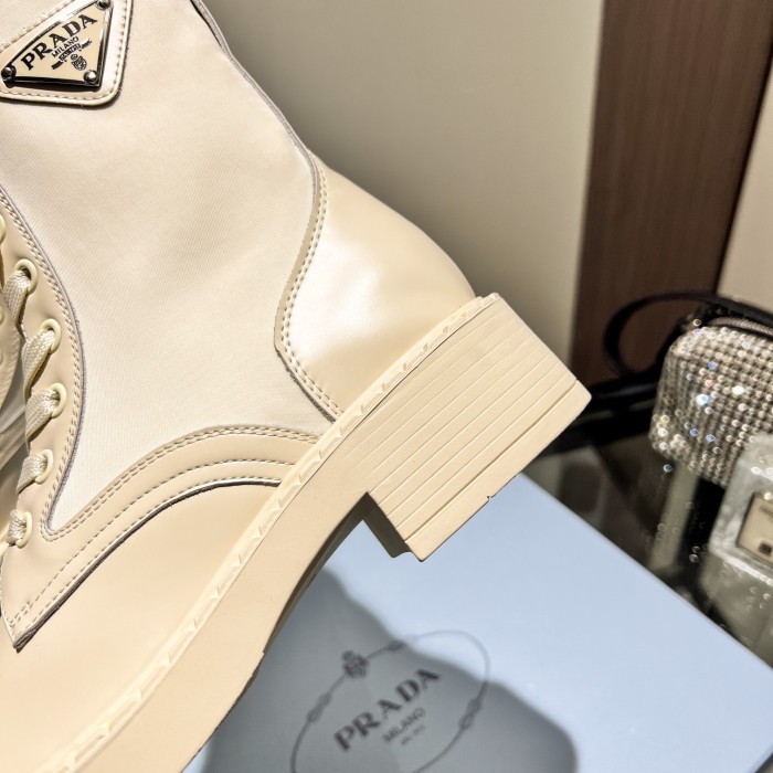 PRADA 005 boots XM023