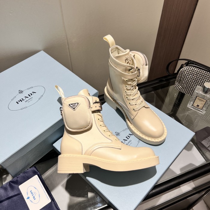 PRADA 004 boots XM053