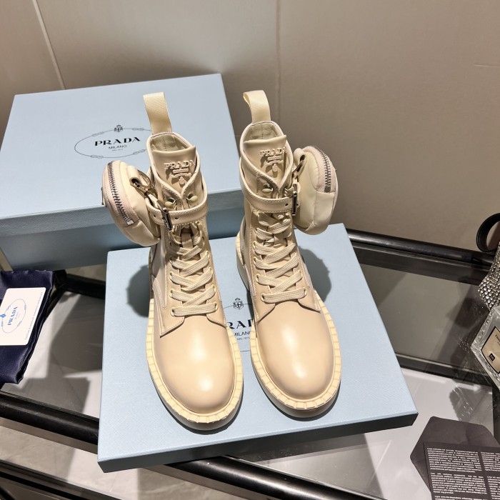 PRADA 004 boots XM053