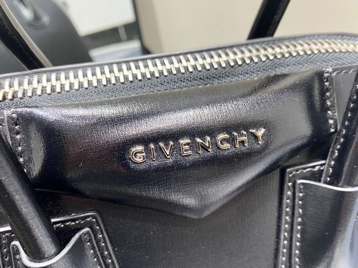 GIVENCHY Antigona Bag LM062072 22-28cm