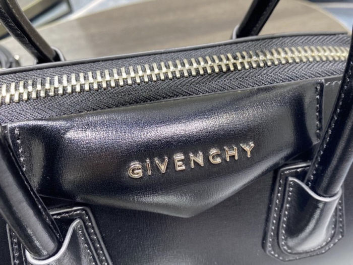 GIVENCHY Antigona Bag LM062072 22-28cm