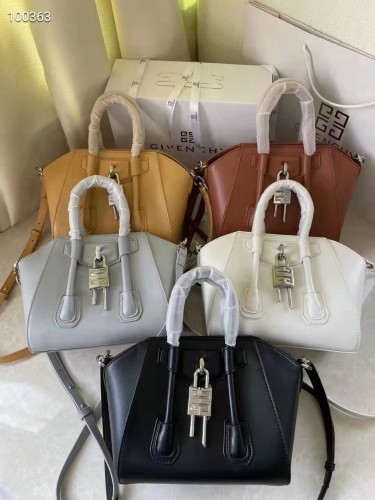 GIVENCHY Mini Antigona Lock Bag LM042 27cm