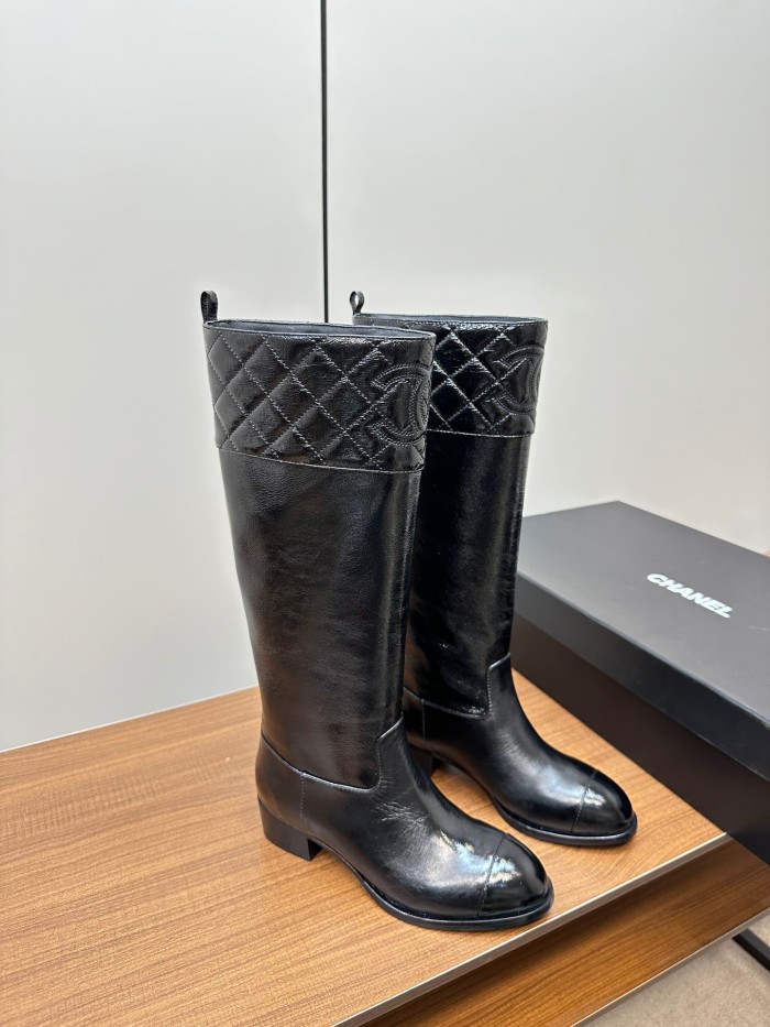 Chanel 007 boots XM015
